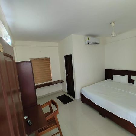 Masterkey Deluxe Rooms Kochi Luaran gambar