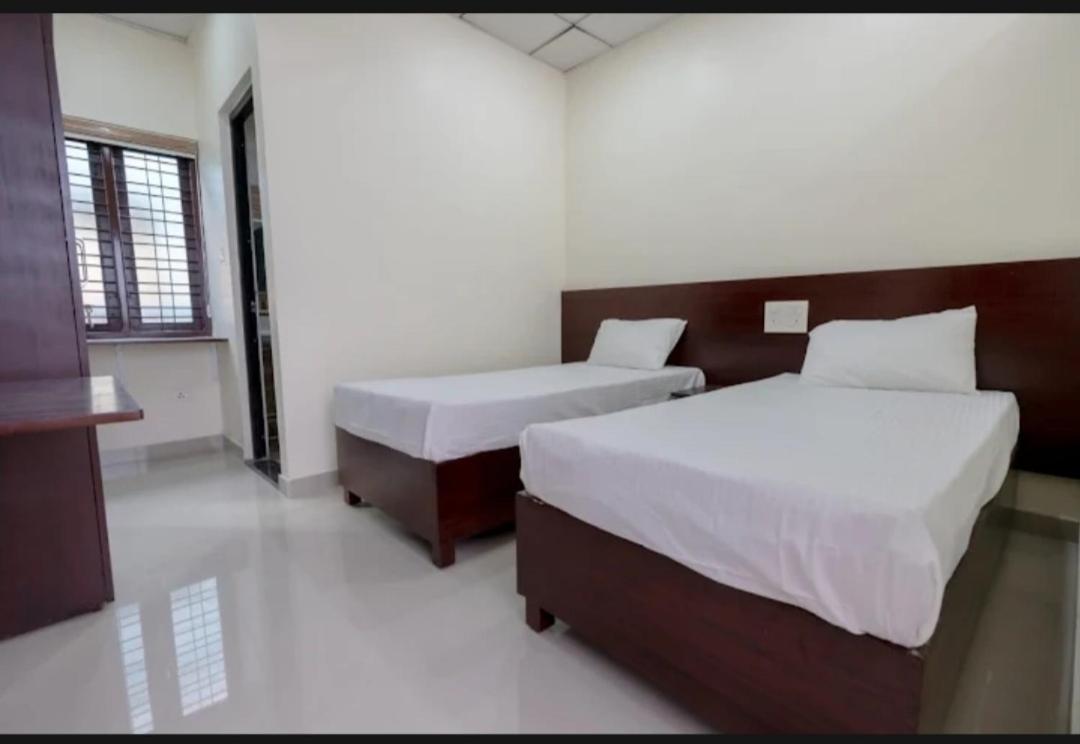 Masterkey Deluxe Rooms Kochi Luaran gambar